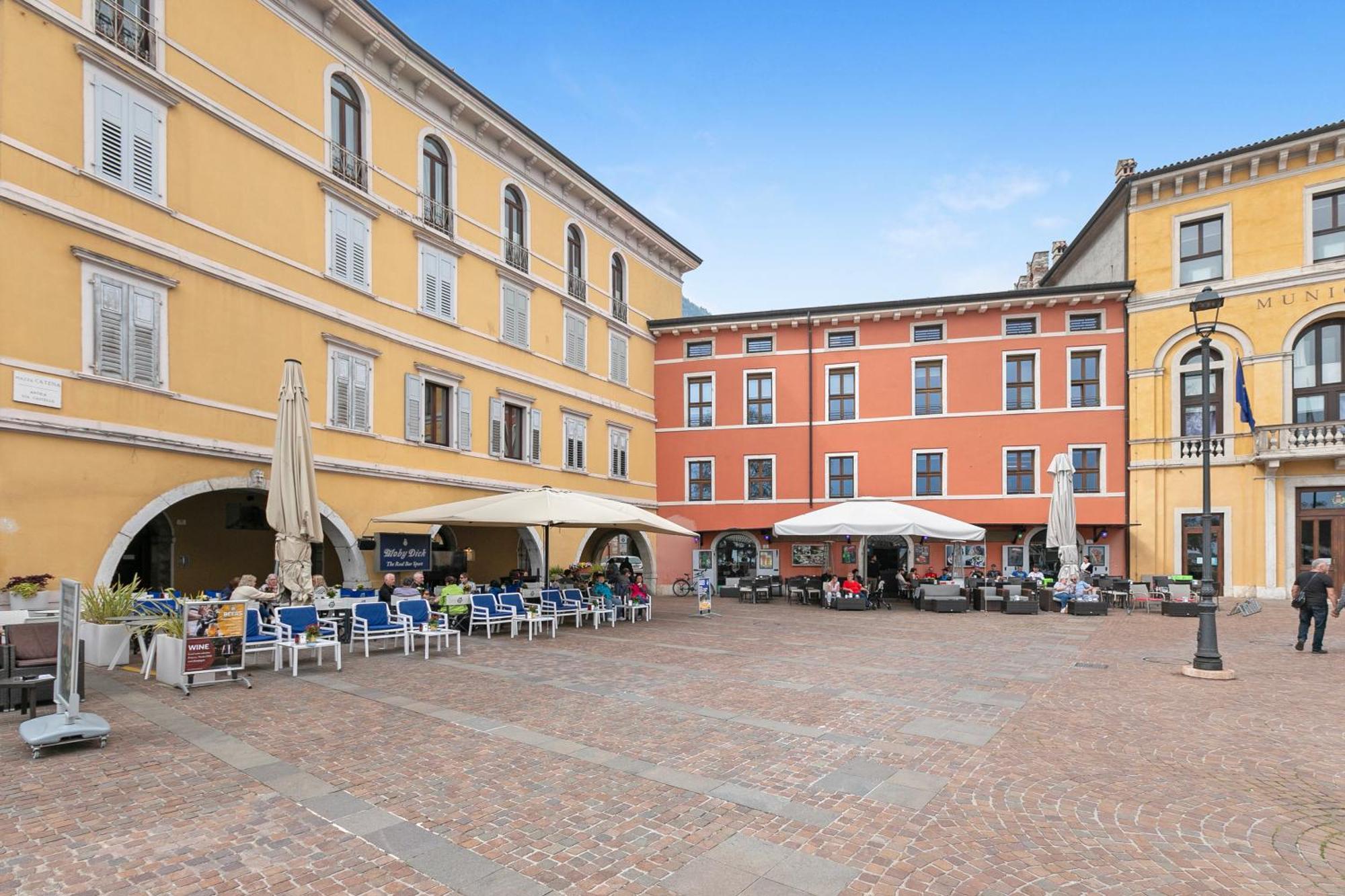 Lake View Historical Center Apartment - Happy Rentals Riva del Garda Exterior foto